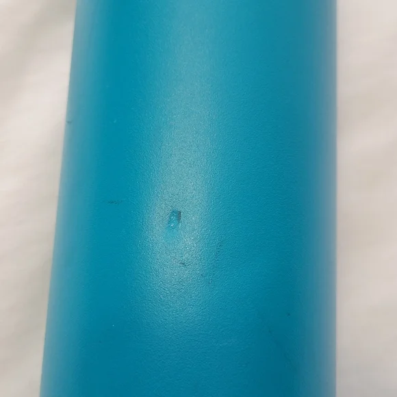 ⭐4/$10⭐ Blue Hydro Flask water bottle - Picture 5 of 6